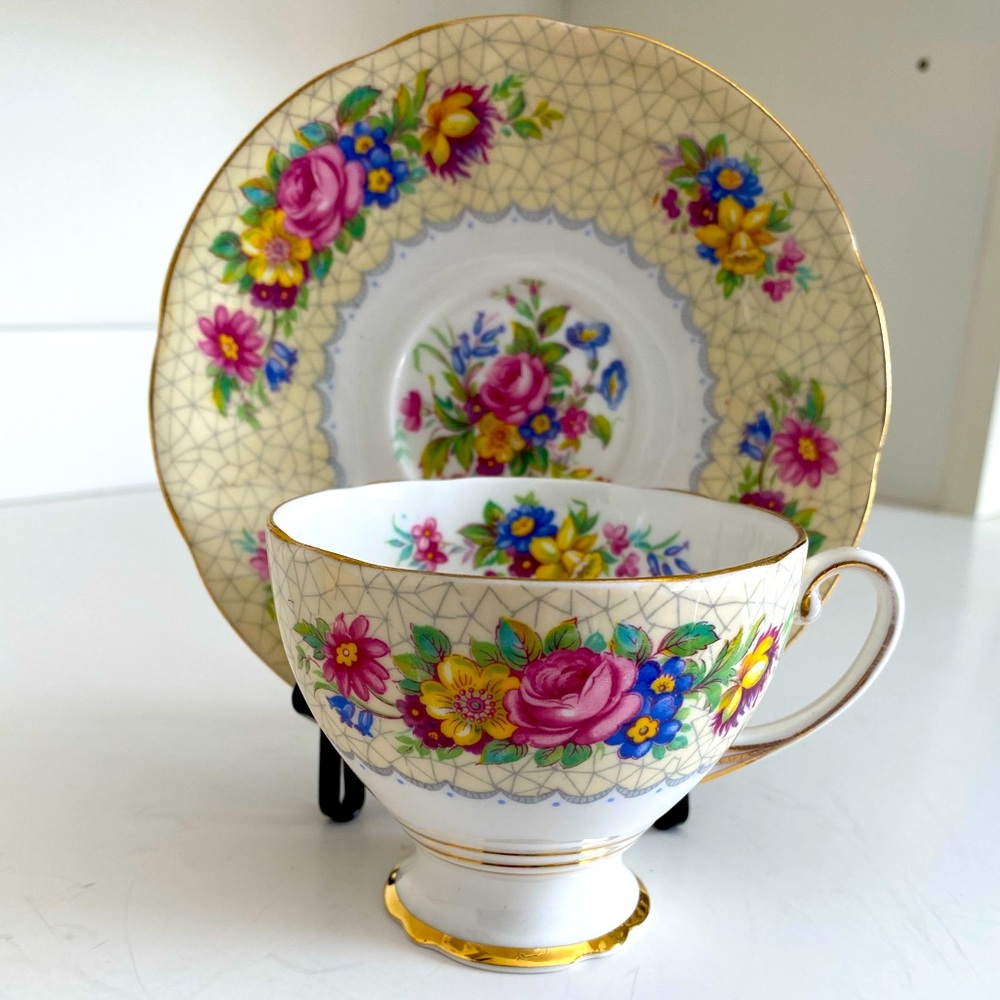 Vtg Royal Standard Bone China Teacup and Saucer Brussels Lace Floral Coffee